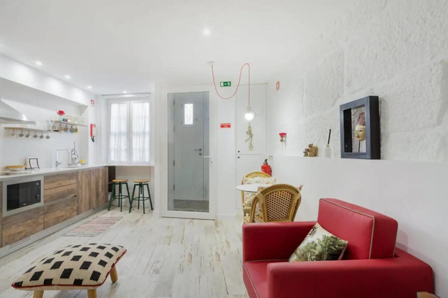 Casa Velhinha - Design, Culture And Comfort In Гимарайнш Экстерьер фото